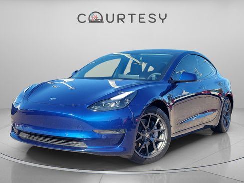 Used 2021 Tesla Model 3 Long Range image 1