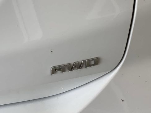 Used 2022 Chevrolet Equinox LS w/ LS Convenience Package AWD/4WD image 12