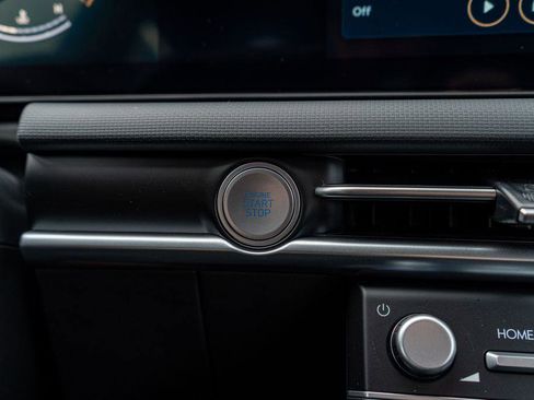 New 2026 Hyundai Tucson SE image 27