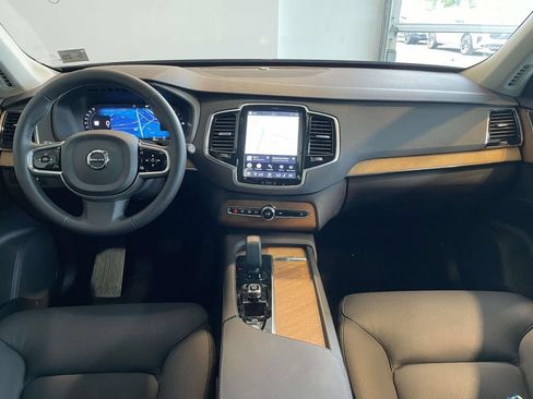 Used 2024 Volvo XC90 T8 Plus AWD/4WD image 24
