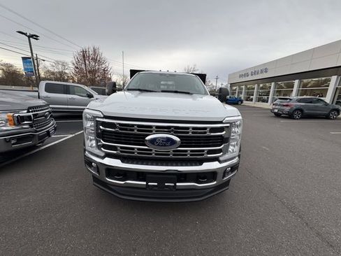 New 2025 Ford F550 2WD Regular Cab Super Duty w/ XL Chrome Package image 2