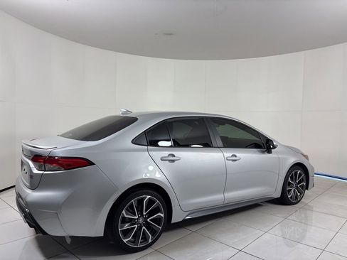 Used 2022 Toyota Corolla SE image 5