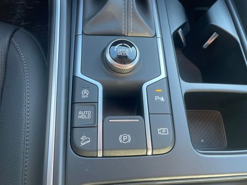 New 2026 Kia Sorento S w/ S Panoramic Sunroof Package FWD image 19