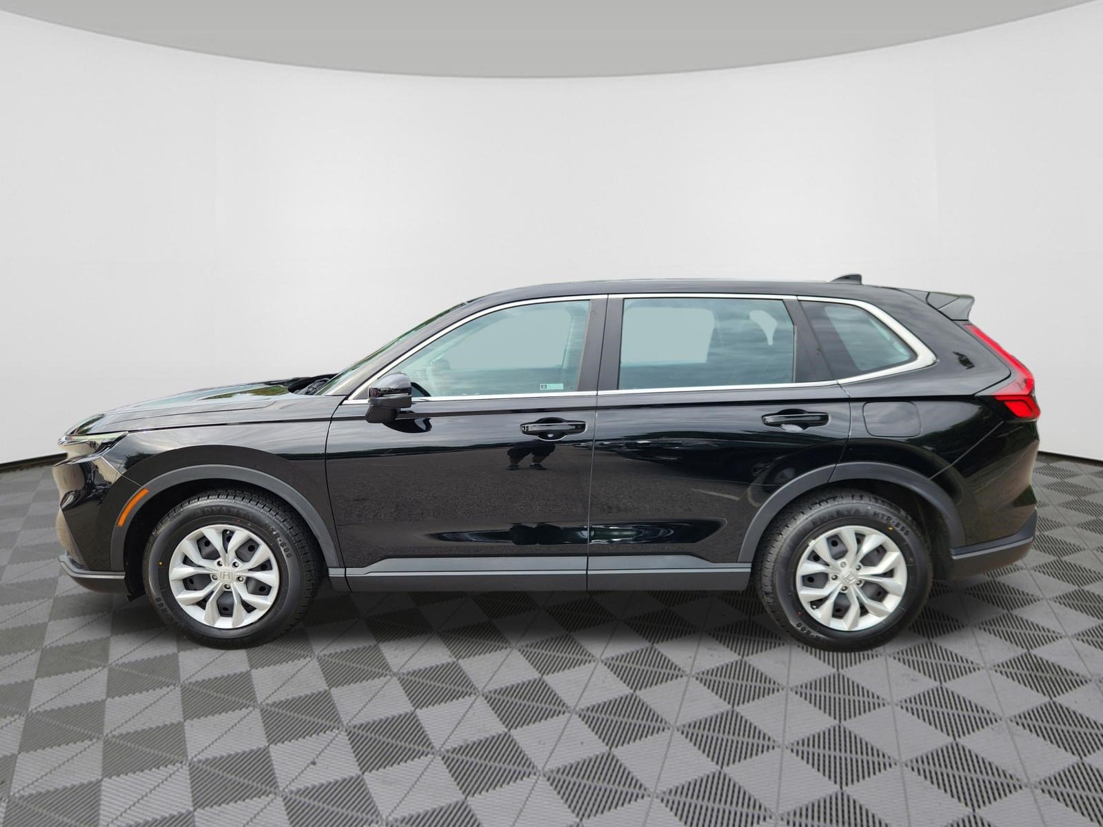 Certified 2024 Honda CR-V LX image 5