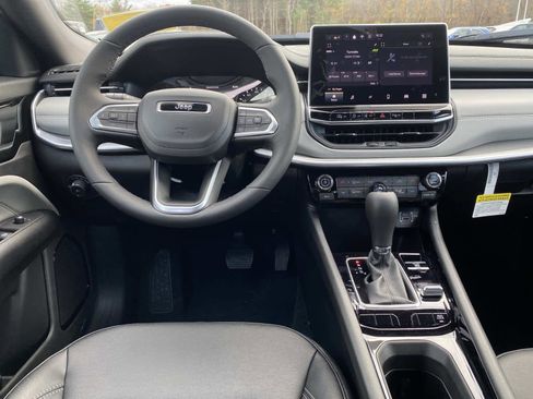 New 2026 Jeep Compass Limited image 8