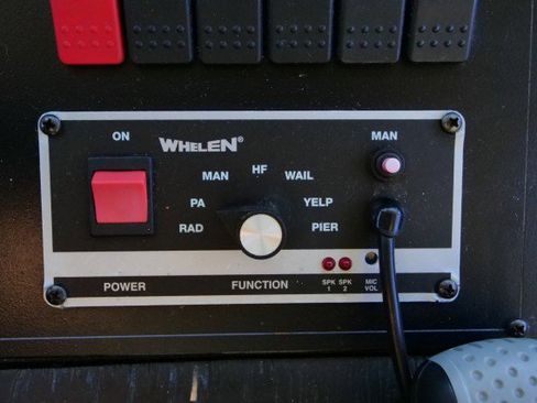 Used 2006 GMC Sierra 3500 SLE w/ Heavy-Duty Power Package image 19