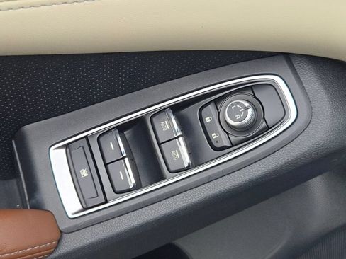 Used 2019 Subaru Ascent Touring w/ Popular Package #3 AWD/4WD image 22