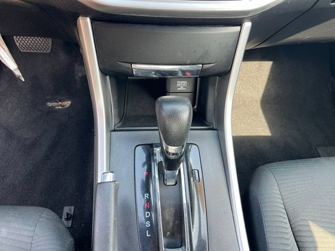 Used 2015 Honda Accord LX image 29