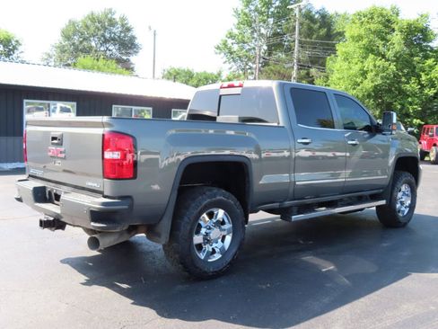 Used 2018 GMC Sierra 3500 Denali w/ Duramax Plus Package AWD/4WD image 6