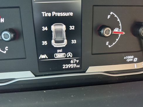 Used 2024 Hyundai Tucson SE image 24