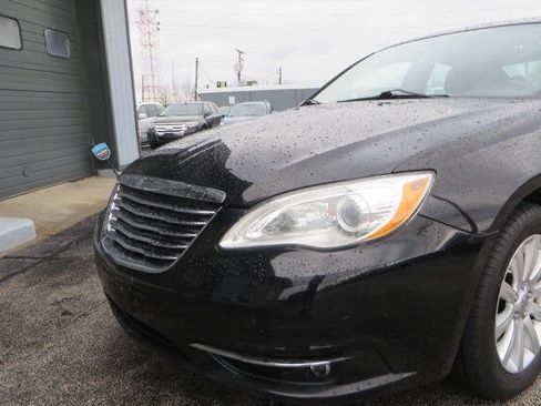 Used 2013 Chrysler 200 Limited w/ Sun/Sound Group image 27