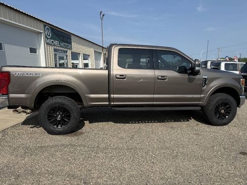 Used 2022 Ford F250 Lariat w/ Tremor Off-Road Package AWD/4WD image 9