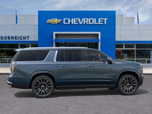 New 2026 Chevrolet Suburban High Country AWD/4WD image 5