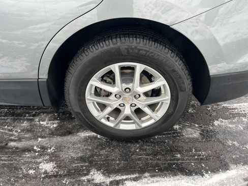 Used 2023 Chevrolet Equinox LT w/ Driver Convenience Package image 46