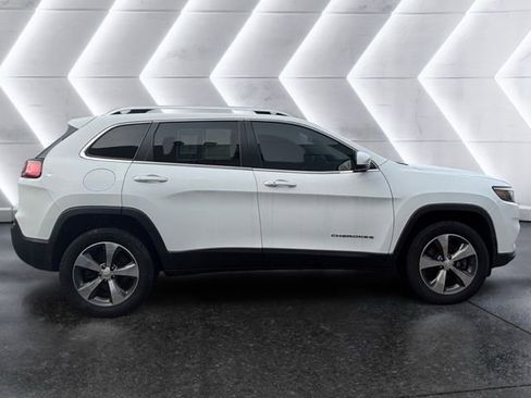 Used 2020 Jeep Cherokee Limited image 2
