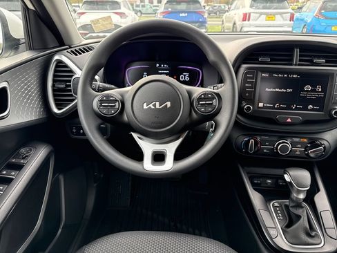 New 2025 Kia Soul LX image 20