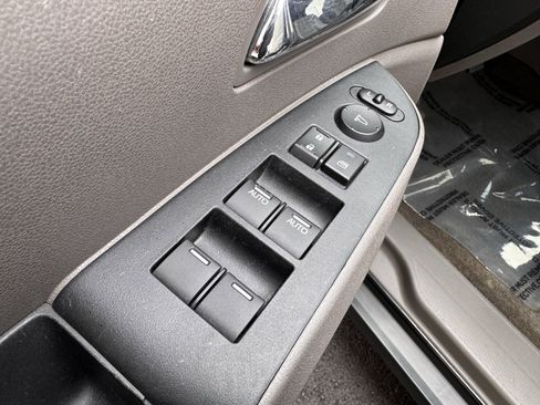 Used 2015 Honda Odyssey EX-L image 22