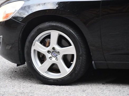 Used 2013 Volvo S60 T5 image 14