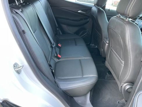 Certified 2025 Buick Encore GX Sport Touring image 17