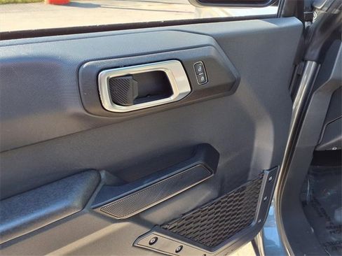 Used 2025 Ford Bronco Big Bend image 12