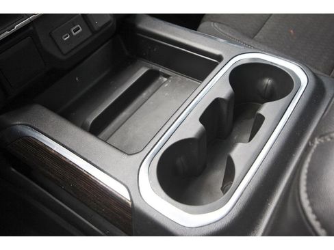 Used 2020 GMC Sierra 1500 Elevation w/ Elevation Value Package image 28