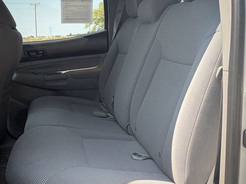 Used 2011 Toyota Tacoma 4x4 Double Cab w/ TRD Sport Pkg image 16