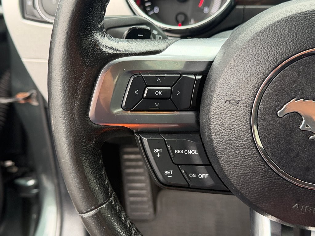 Used 2016 Ford Mustang Premium RWD image 16