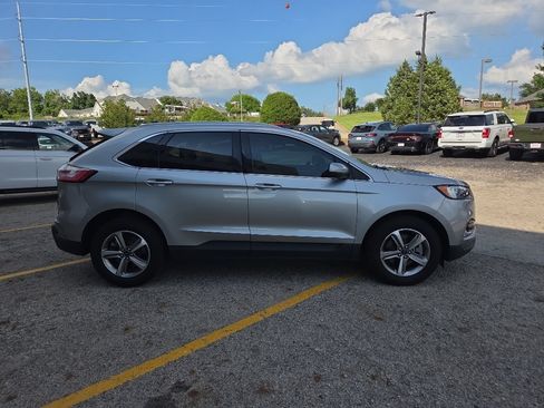 Used 2022 Ford Edge SEL w/ Convenience Package AWD/4WD image 4