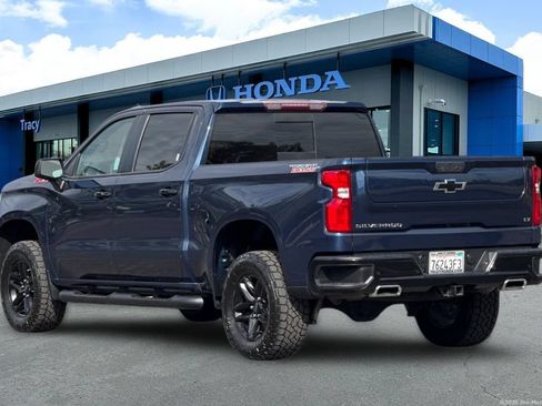 Used 2021 Chevrolet Silverado 1500 LT Trail Boss w/ Convenience Package II AWD/4WD image 10