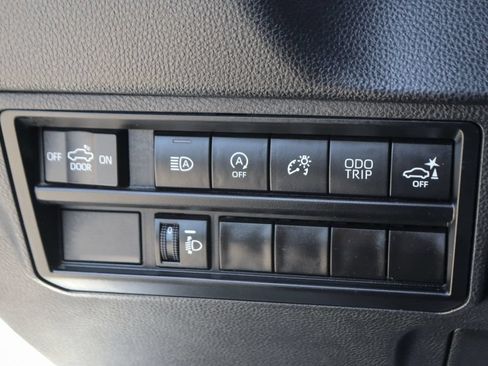 Used 2023 Toyota Tundra SR5 w/ SR5 Convenience Package RWD image 18