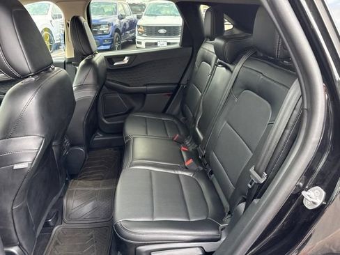 Used 2020 Ford Escape Titanium w/ Titanium Premium Package 2.0 AWD/4WD image 26