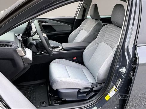 Used 2025 Toyota Camry LE image 18