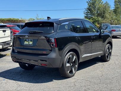 New 2025 Nissan Kicks SR