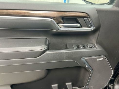 Used 2024 Chevrolet Silverado 1500 LT Trail Boss w/ LT Trail Boss Premium Package image 22