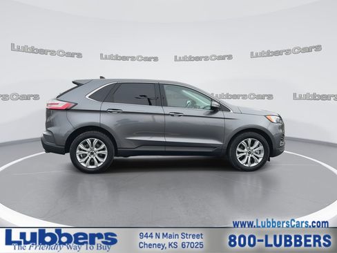 Used 2024 Ford Edge Titanium image 9