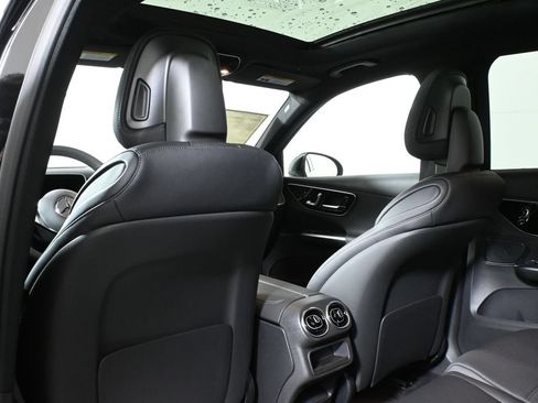 Used 2026 Mercedes-Benz GLC 300 4MATIC image 28