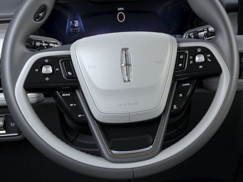 New 2026 Lincoln Aviator Reserve AWD/4WD image 12
