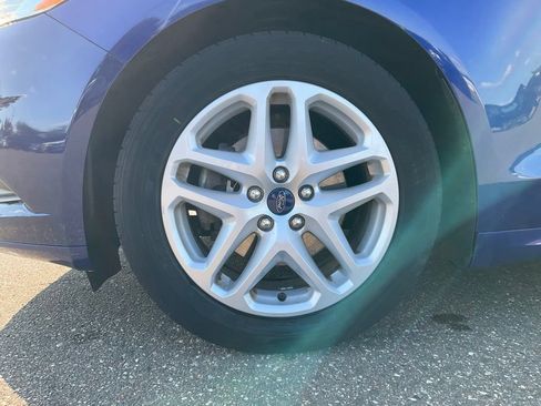 Used 2016 Ford Fusion SE FWD image 30