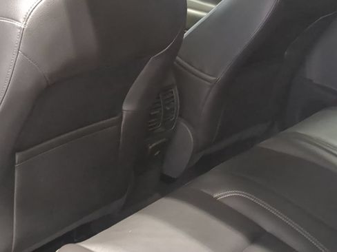 Used 2017 Ford Escape Titanium w/ Equipment Group 301A AWD/4WD image 18