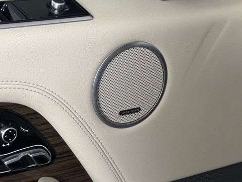 Used 2019 Land Rover Range Rover Supercharged image 21