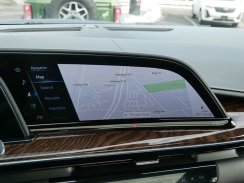 Used 2021 Cadillac Escalade ESV Sport Platinum image 25