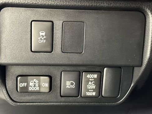 Used 2023 Toyota Tacoma TRD Sport w/ Technology Package AWD/4WD image 35