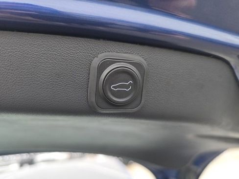 Used 2020 Tesla Model 3 Performance image 24