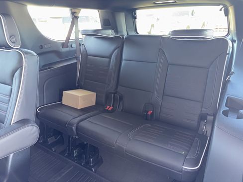 New 2026 GMC Yukon XL AT4 Ultimate w/ LPO, Floor Liner Package image 16