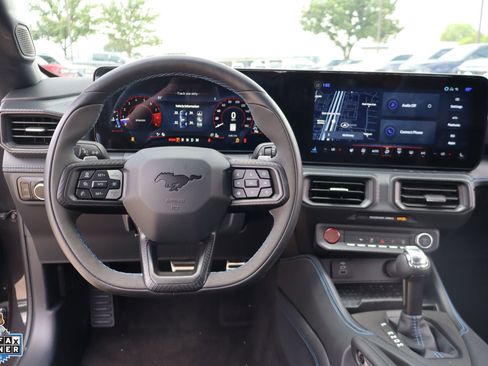 Used 2024 Ford Mustang Dark Horse RWD image 19