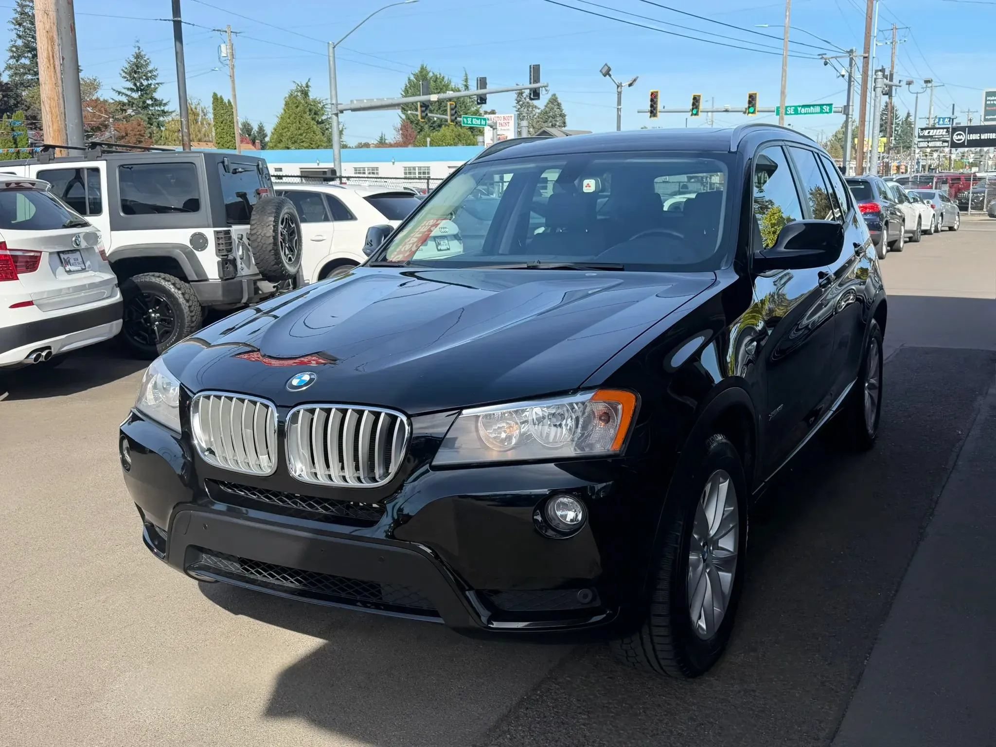 Used 2014 BMW X3 xDrive28i w/ Driver Assistance Package AWD/4WD image 7