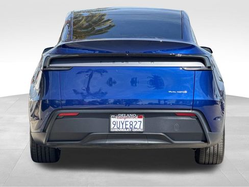 Used 2026 Tesla Model Y Long Range image 4