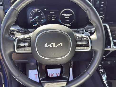 Used 2022 Kia Sorento SX image 12
