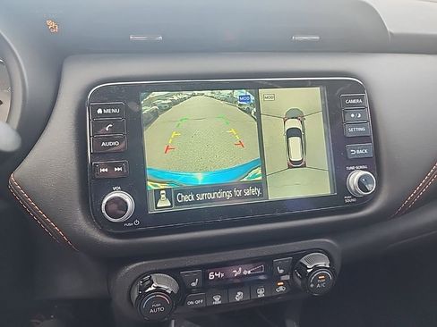 Used 2023 Nissan Kicks SR w/ SR Premium Package image 17