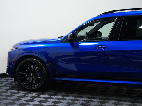 Used 2025 BMW X7 M60i AWD/4WD image 20